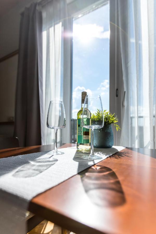 Danube Apartment Budapest Eksteriør bilde