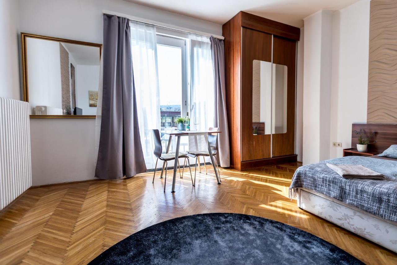 Danube Apartment Budapest Eksteriør bilde