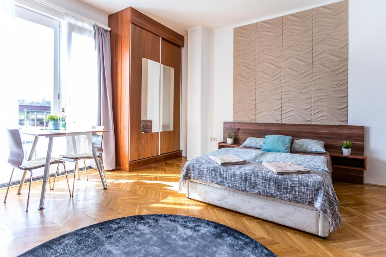 Danube Apartment Budapest Eksteriør bilde