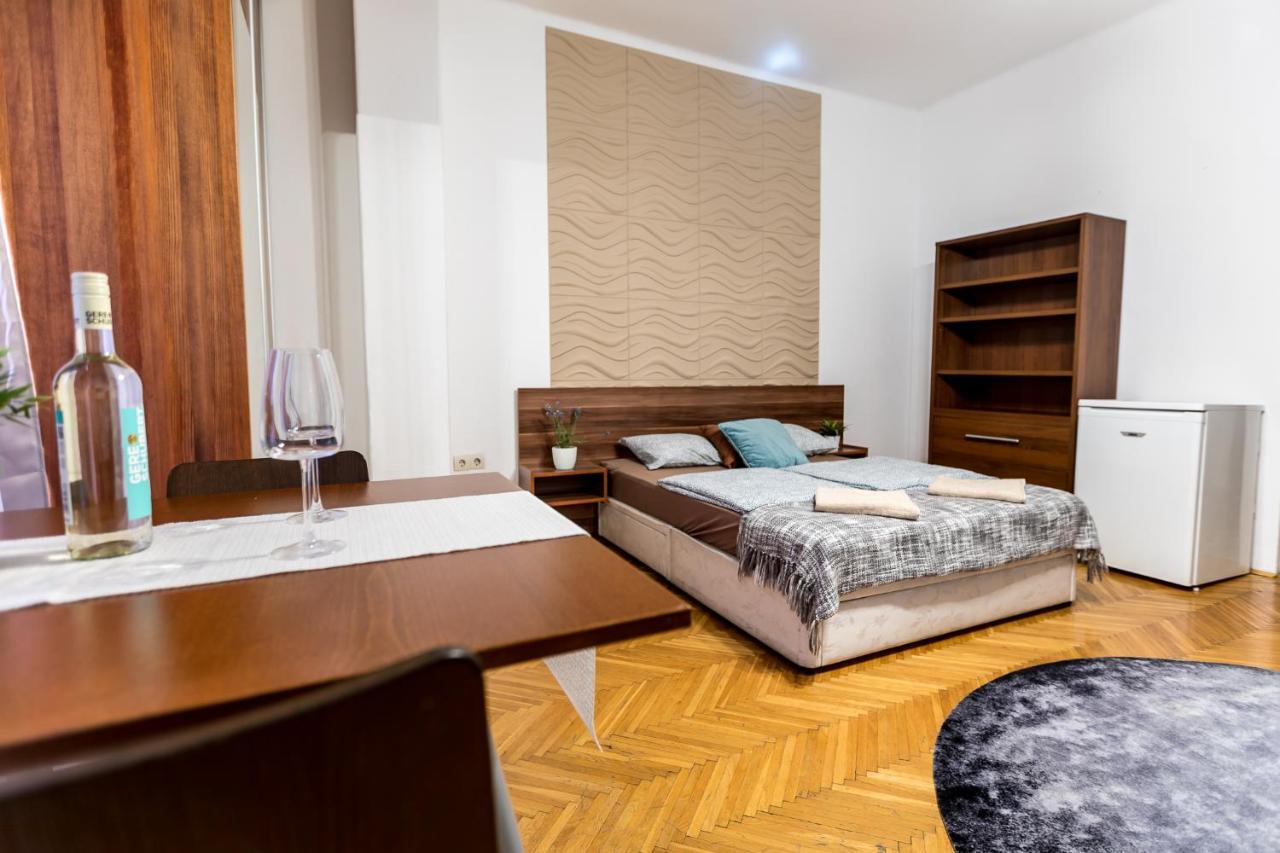 Danube Apartment Budapest Eksteriør bilde